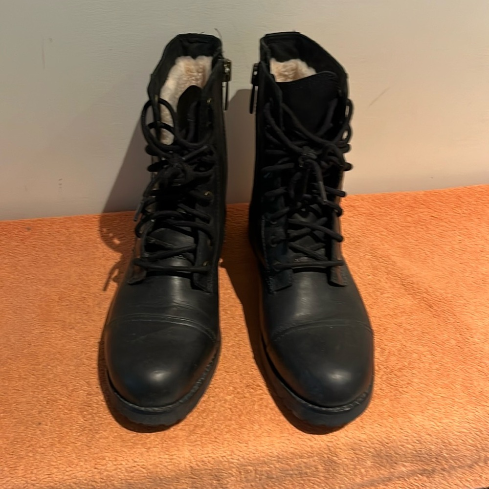 Ugg leather shearling lined boots